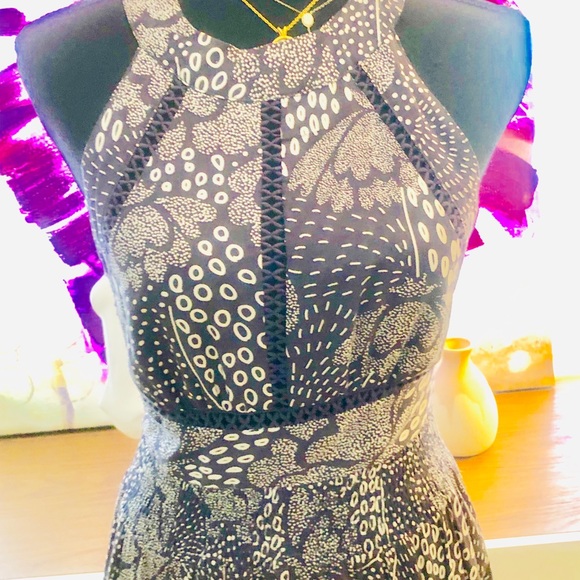 Maxi Dress 👗 - Picture 3 of 10